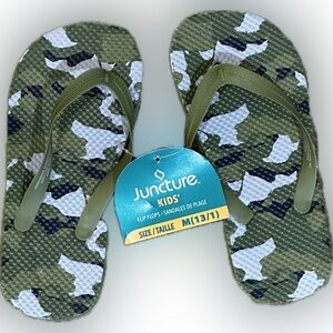 Juncture Kids' Green Camo Flip Flops Size Medium (13/1) NWT